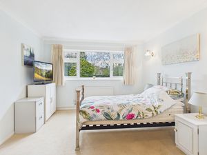 Master bedroom- click for photo gallery